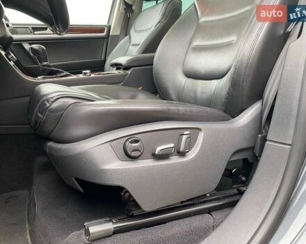 Сірий Фольксваген Туарег, об'ємом двигуна 2.97 л та пробігом 157 тис. км за 24300 $, фото 24 на Automoto.ua