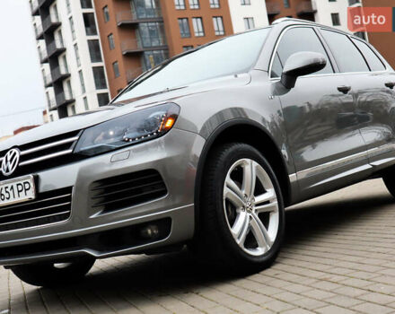 Серый Фольксваген Туарег, объемом двигателя 2.97 л и пробегом 142 тыс. км за 25500 $, фото 8 на Automoto.ua