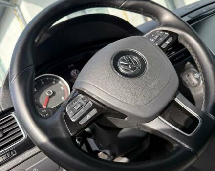 Сірий Фольксваген Туарег, об'ємом двигуна 2.97 л та пробігом 282 тис. км за 21300 $, фото 30 на Automoto.ua