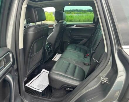 Серый Фольксваген Туарег, объемом двигателя 3 л и пробегом 86 тыс. км за 6200 $, фото 11 на Automoto.ua