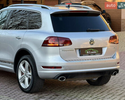 Серый Фольксваген Туарег, объемом двигателя 3 л и пробегом 250 тыс. км за 20500 $, фото 17 на Automoto.ua