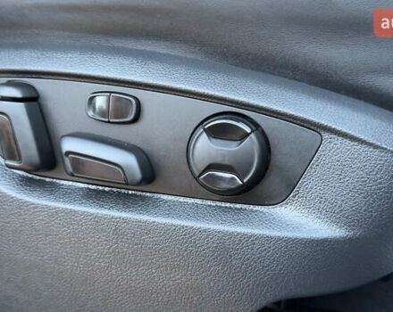 Сірий Фольксваген Туарег, об'ємом двигуна 2.97 л та пробігом 223 тис. км за 24600 $, фото 97 на Automoto.ua