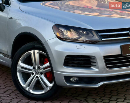 Серый Фольксваген Туарег, объемом двигателя 3 л и пробегом 250 тыс. км за 20500 $, фото 29 на Automoto.ua