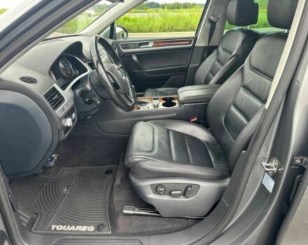 Серый Фольксваген Туарег, объемом двигателя 3 л и пробегом 87 тыс. км за 8900 $, фото 8 на Automoto.ua