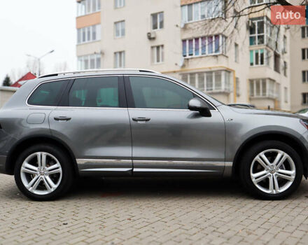 Серый Фольксваген Туарег, объемом двигателя 2.97 л и пробегом 142 тыс. км за 25500 $, фото 46 на Automoto.ua