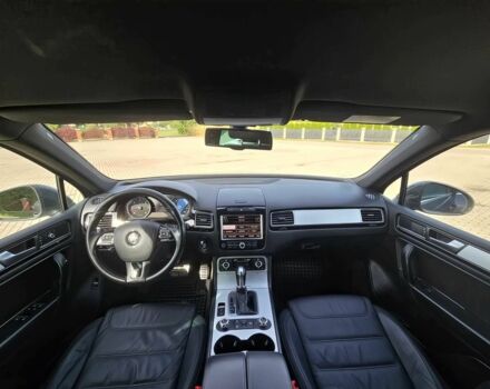 Сірий Фольксваген Туарег, об'ємом двигуна 3 л та пробігом 87 тис. км за 8500 $, фото 7 на Automoto.ua