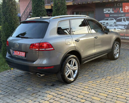 Сірий Фольксваген Туарег, об'ємом двигуна 2.97 л та пробігом 223 тис. км за 24600 $, фото 26 на Automoto.ua