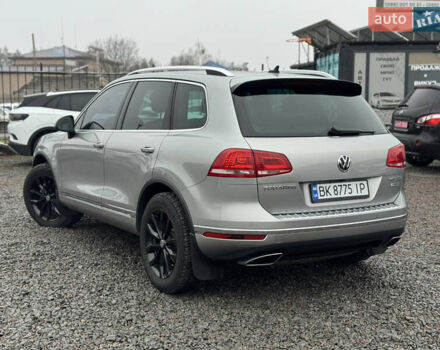 Сірий Фольксваген Туарег, об'ємом двигуна 3 л та пробігом 190 тис. км за 23800 $, фото 25 на Automoto.ua