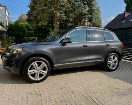 Сірий Фольксваген Туарег, об'ємом двигуна 3 л та пробігом 87 тис. км за 13700 $, фото 3 на Automoto.ua