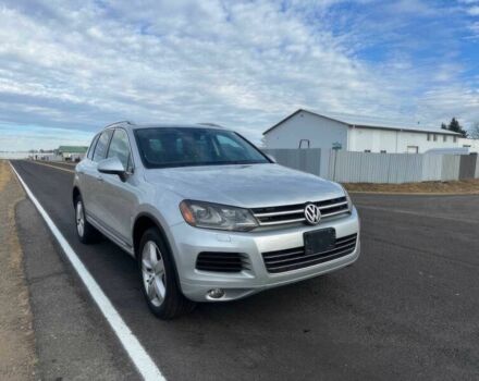 Серый Фольксваген Туарег, объемом двигателя 3 л и пробегом 81 тыс. км за 7500 $, фото 1 на Automoto.ua