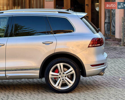 Серый Фольксваген Туарег, объемом двигателя 3 л и пробегом 250 тыс. км за 20500 $, фото 11 на Automoto.ua