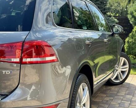 Серый Фольксваген Туарег, объемом двигателя 3 л и пробегом 228 тыс. км за 19999 $, фото 13 на Automoto.ua