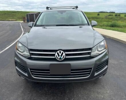 Серый Фольксваген Туарег, объемом двигателя 3 л и пробегом 87 тыс. км за 8900 $, фото 1 на Automoto.ua