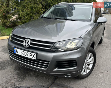 Сірий Фольксваген Туарег, об'ємом двигуна 3 л та пробігом 210 тис. км за 20800 $, фото 19 на Automoto.ua