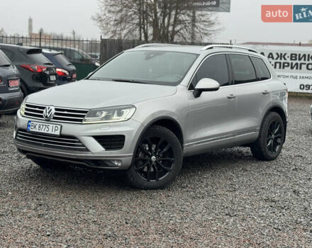 Сірий Фольксваген Туарег, об'ємом двигуна 3 л та пробігом 190 тис. км за 23800 $, фото 7 на Automoto.ua