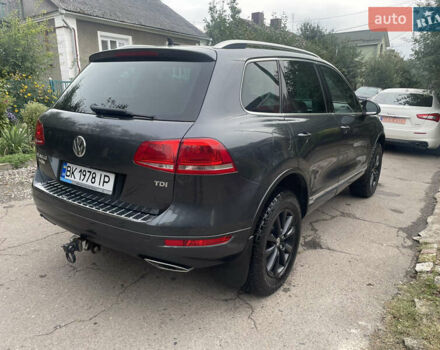 Серый Фольксваген Туарег, объемом двигателя 3 л и пробегом 278 тыс. км за 17500 $, фото 8 на Automoto.ua