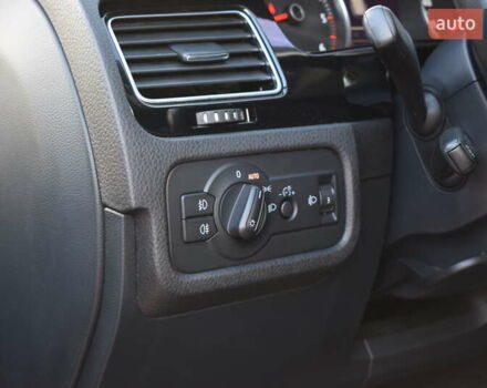 Сірий Фольксваген Туарег, об'ємом двигуна 2.97 л та пробігом 338 тис. км за 18900 $, фото 20 на Automoto.ua