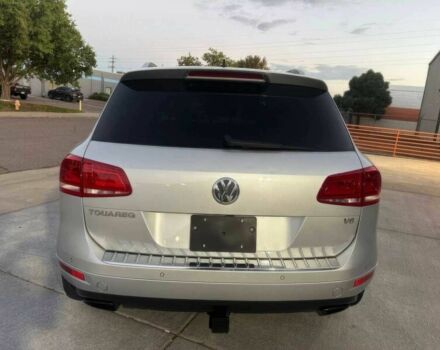 Серый Фольксваген Туарег, объемом двигателя 3.6 л и пробегом 83 тыс. км за 22000 $, фото 6 на Automoto.ua