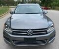 Серый Фольксваген Туарег, объемом двигателя 3.6 л и пробегом 86 тыс. км за 6400 $, фото 1 на Automoto.ua