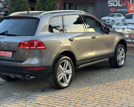 Сірий Фольксваген Туарег, об'ємом двигуна 2.97 л та пробігом 223 тис. км за 24600 $, фото 27 на Automoto.ua