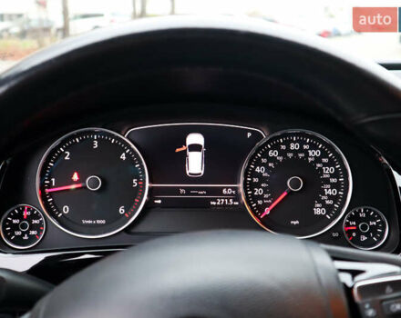 Серый Фольксваген Туарег, объемом двигателя 2.97 л и пробегом 142 тыс. км за 25500 $, фото 33 на Automoto.ua