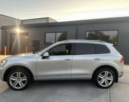 Серый Фольксваген Туарег, объемом двигателя 3.6 л и пробегом 83 тыс. км за 22000 $, фото 4 на Automoto.ua