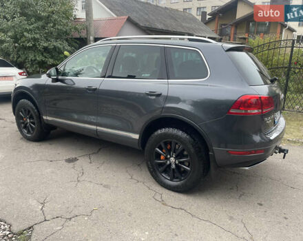 Серый Фольксваген Туарег, объемом двигателя 3 л и пробегом 278 тыс. км за 17500 $, фото 5 на Automoto.ua