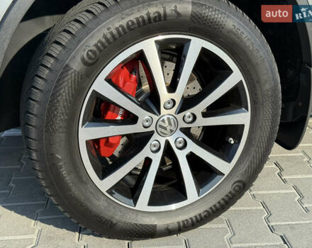 Сірий Фольксваген Туарег, об'ємом двигуна 2.97 л та пробігом 280 тис. км за 23000 $, фото 12 на Automoto.ua