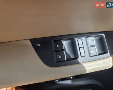 Серый Фольксваген Туарег, объемом двигателя 2.97 л и пробегом 292 тыс. км за 23000 $, фото 32 на Automoto.ua