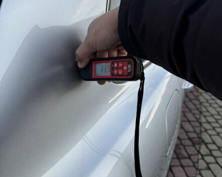 Серый Фольксваген Туарег, объемом двигателя 3 л и пробегом 250 тыс. км за 20500 $, фото 77 на Automoto.ua