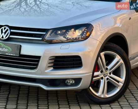 Серый Фольксваген Туарег, объемом двигателя 3 л и пробегом 250 тыс. км за 20500 $, фото 7 на Automoto.ua