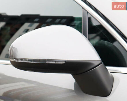 Серый Фольксваген Туарег, объемом двигателя 2.97 л и пробегом 142 тыс. км за 25500 $, фото 13 на Automoto.ua