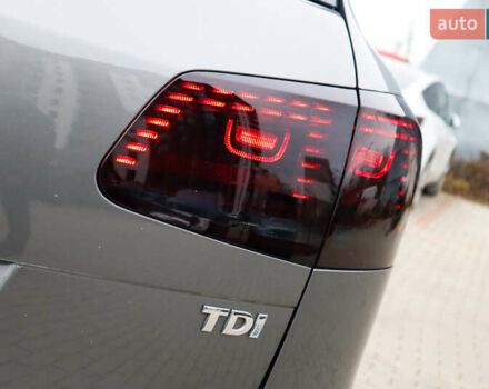 Серый Фольксваген Туарег, объемом двигателя 2.97 л и пробегом 142 тыс. км за 25500 $, фото 18 на Automoto.ua