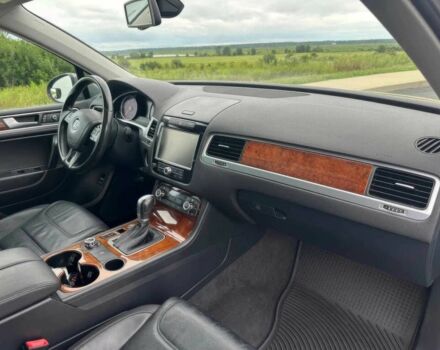 Серый Фольксваген Туарег, объемом двигателя 3 л и пробегом 88 тыс. км за 6000 $, фото 9 на Automoto.ua