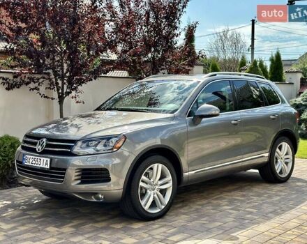 Серый Фольксваген Туарег, объемом двигателя 3 л и пробегом 228 тыс. км за 19999 $, фото 1 на Automoto.ua