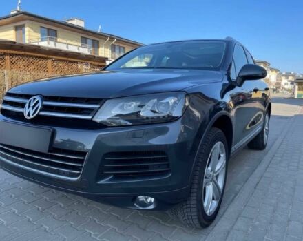 Сірий Фольксваген Туарег, об'ємом двигуна 3 л та пробігом 87 тис. км за 13700 $, фото 1 на Automoto.ua