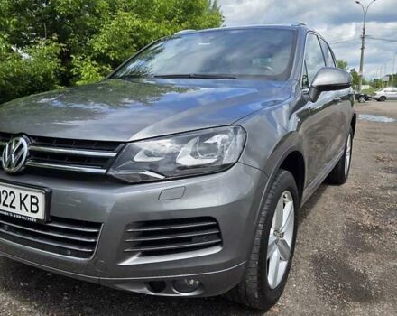 Серый Фольксваген Туарег, объемом двигателя 2.97 л и пробегом 292 тыс. км за 23000 $, фото 3 на Automoto.ua