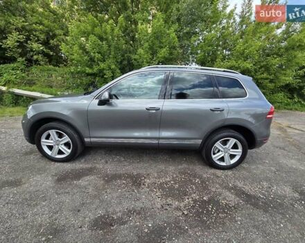 Серый Фольксваген Туарег, объемом двигателя 2.97 л и пробегом 292 тыс. км за 23000 $, фото 13 на Automoto.ua