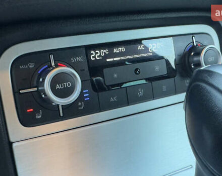 Сірий Фольксваген Туарег, об'ємом двигуна 2.97 л та пробігом 223 тис. км за 24600 $, фото 75 на Automoto.ua