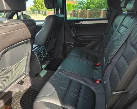 Сірий Фольксваген Туарег, об'ємом двигуна 3 л та пробігом 87 тис. км за 8500 $, фото 11 на Automoto.ua