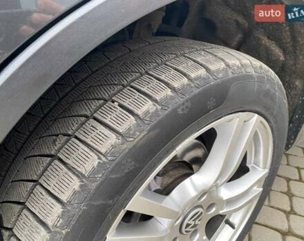 Сірий Фольксваген Туарег, об'ємом двигуна 2.97 л та пробігом 157 тис. км за 24300 $, фото 5 на Automoto.ua