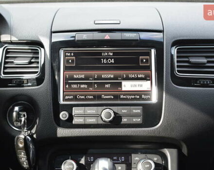 Сірий Фольксваген Туарег, об'ємом двигуна 2.97 л та пробігом 338 тис. км за 18900 $, фото 14 на Automoto.ua