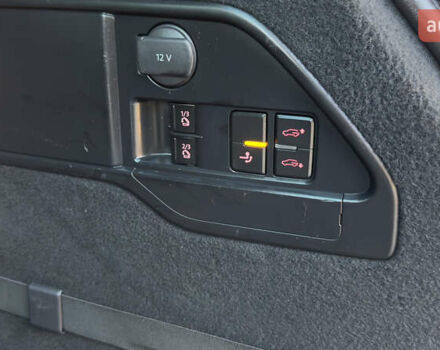 Сірий Фольксваген Туарег, об'ємом двигуна 2.97 л та пробігом 223 тис. км за 24600 $, фото 18 на Automoto.ua