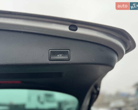 Сірий Фольксваген Туарег, об'ємом двигуна 3 л та пробігом 190 тис. км за 23800 $, фото 39 на Automoto.ua