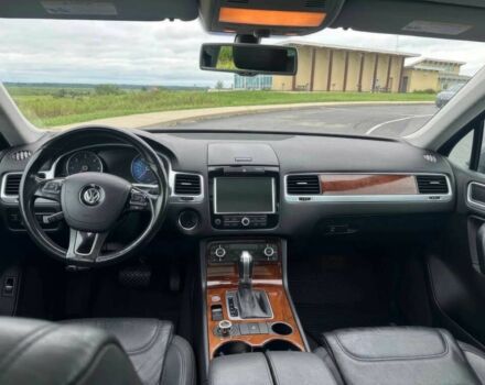 Серый Фольксваген Туарег, объемом двигателя 3 л и пробегом 86 тыс. км за 6200 $, фото 9 на Automoto.ua