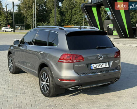 Сірий Фольксваген Туарег, об'ємом двигуна 2.97 л та пробігом 280 тис. км за 23000 $, фото 4 на Automoto.ua