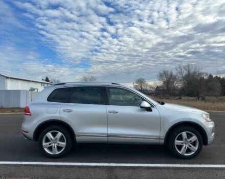 Серый Фольксваген Туарег, объемом двигателя 3 л и пробегом 81 тыс. км за 7500 $, фото 2 на Automoto.ua