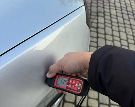 Серый Фольксваген Туарег, объемом двигателя 3 л и пробегом 250 тыс. км за 20500 $, фото 72 на Automoto.ua