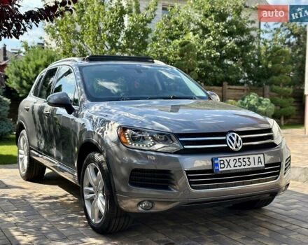 Серый Фольксваген Туарег, объемом двигателя 3 л и пробегом 228 тыс. км за 19999 $, фото 6 на Automoto.ua