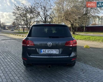Сірий Фольксваген Туарег, об'ємом двигуна 3.6 л та пробігом 144 тис. км за 21000 $, фото 5 на Automoto.ua